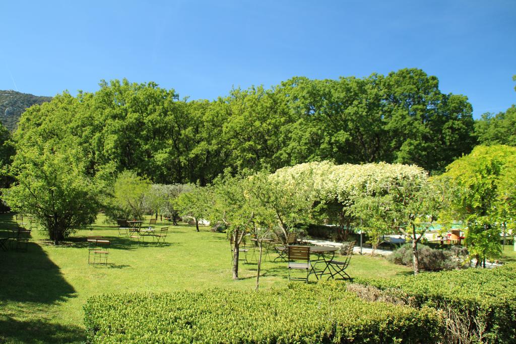 La Bastide Du Bois Breant Hotel Maubec  Exterior photo